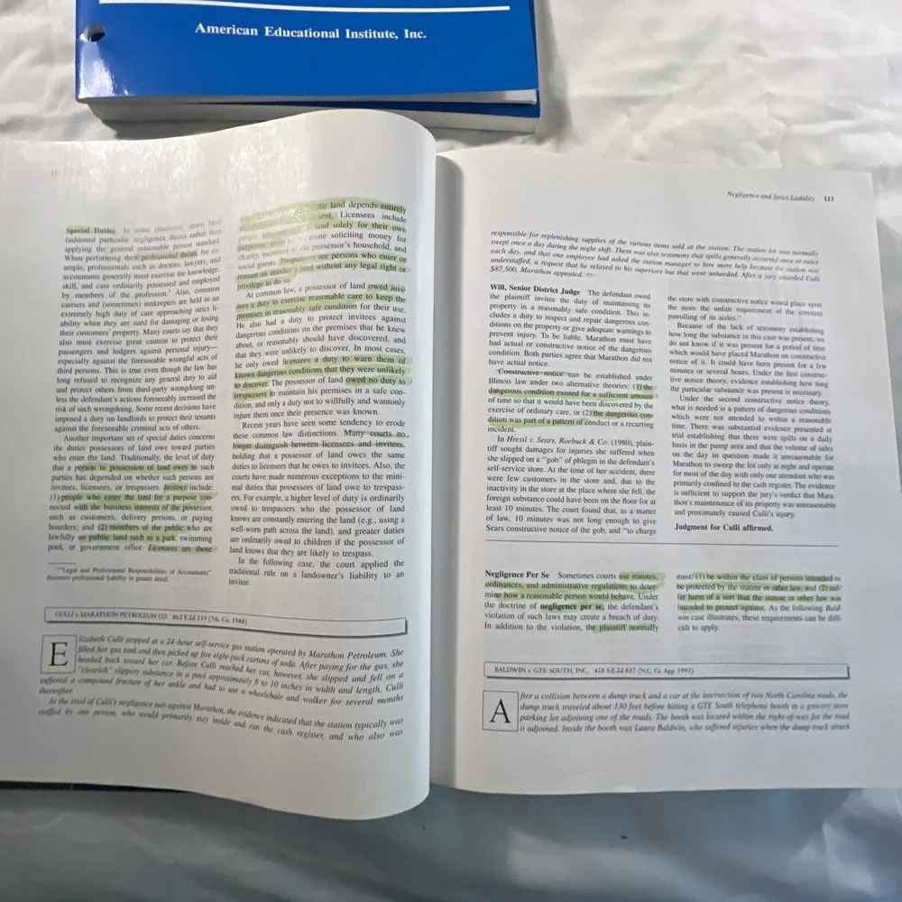 The Legal Environment Of Risk Management And Insurance 1st Ed‎ 2000 CPCU 530 lot